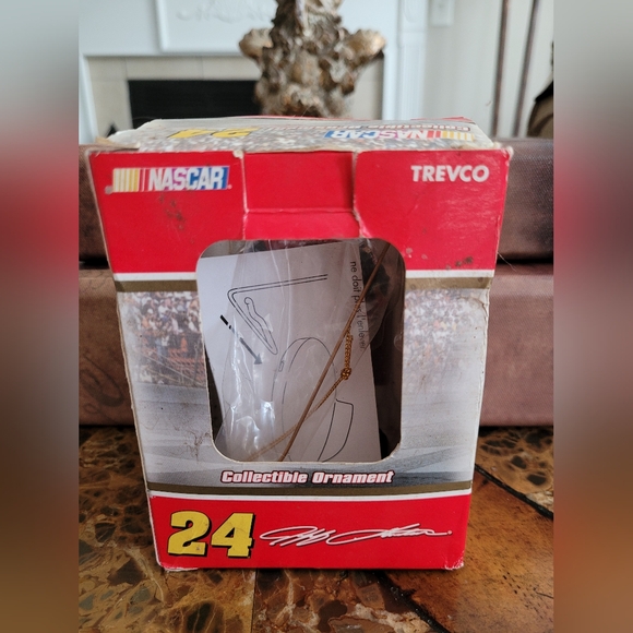 Jeff Gordon Christmas Ornament - Picture 4 of 7